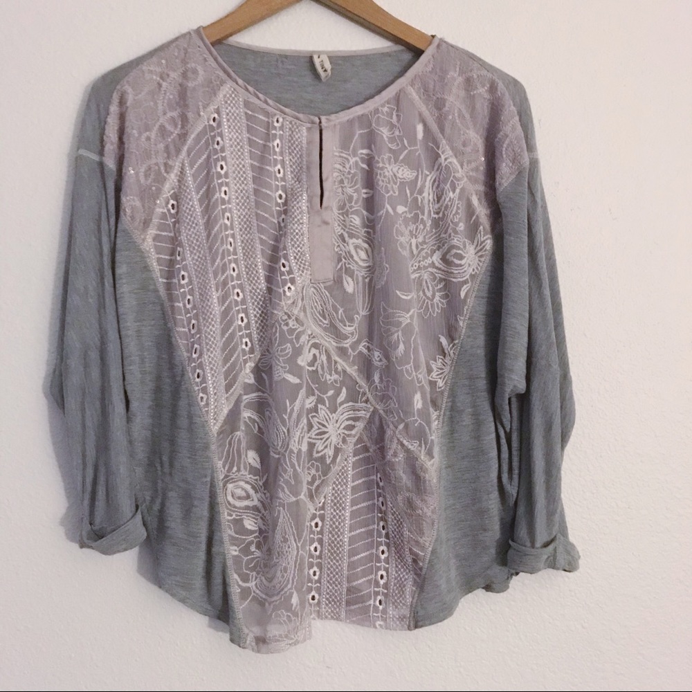 Anthropologie Tiny lace sequin dolman sleeve top - Picture 2 of 7